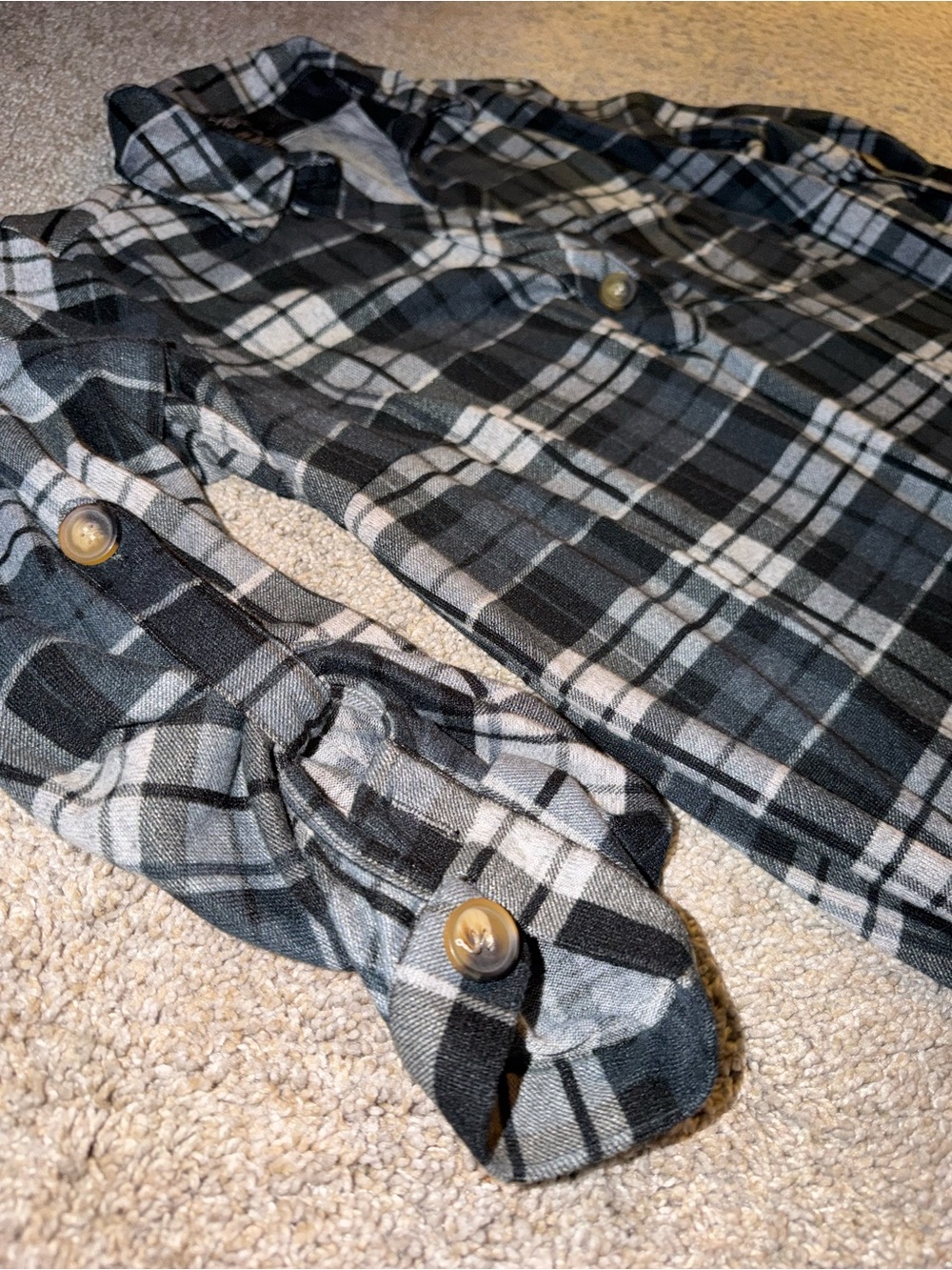 Women’s Black & Gray Plaid Button-Down Shirt